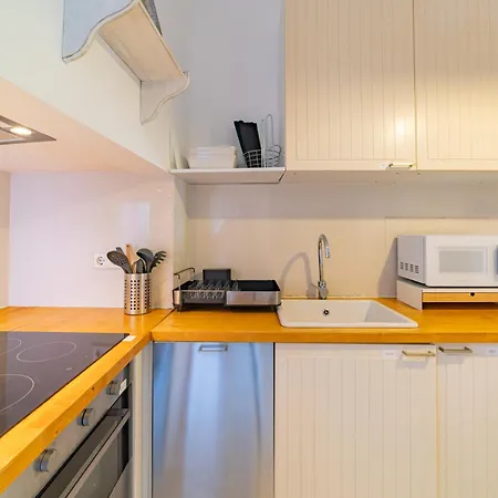 Cozy & Modern In Historic Center Of *